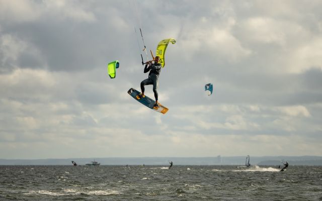 Kite, Surf & Chill Camp III